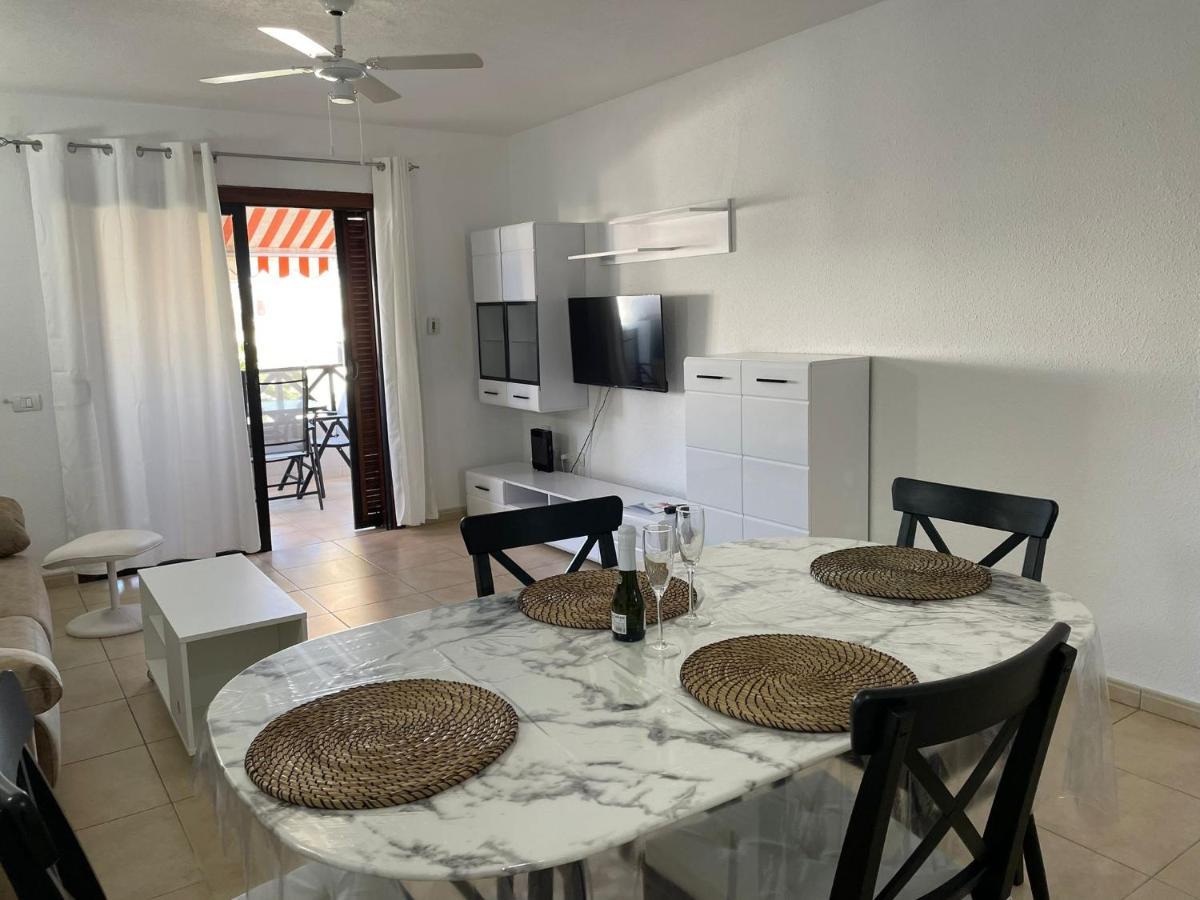 Under The Lime, Beautiful Apartment Los Cristianos Los Cristianos  Dış mekan fotoğraf