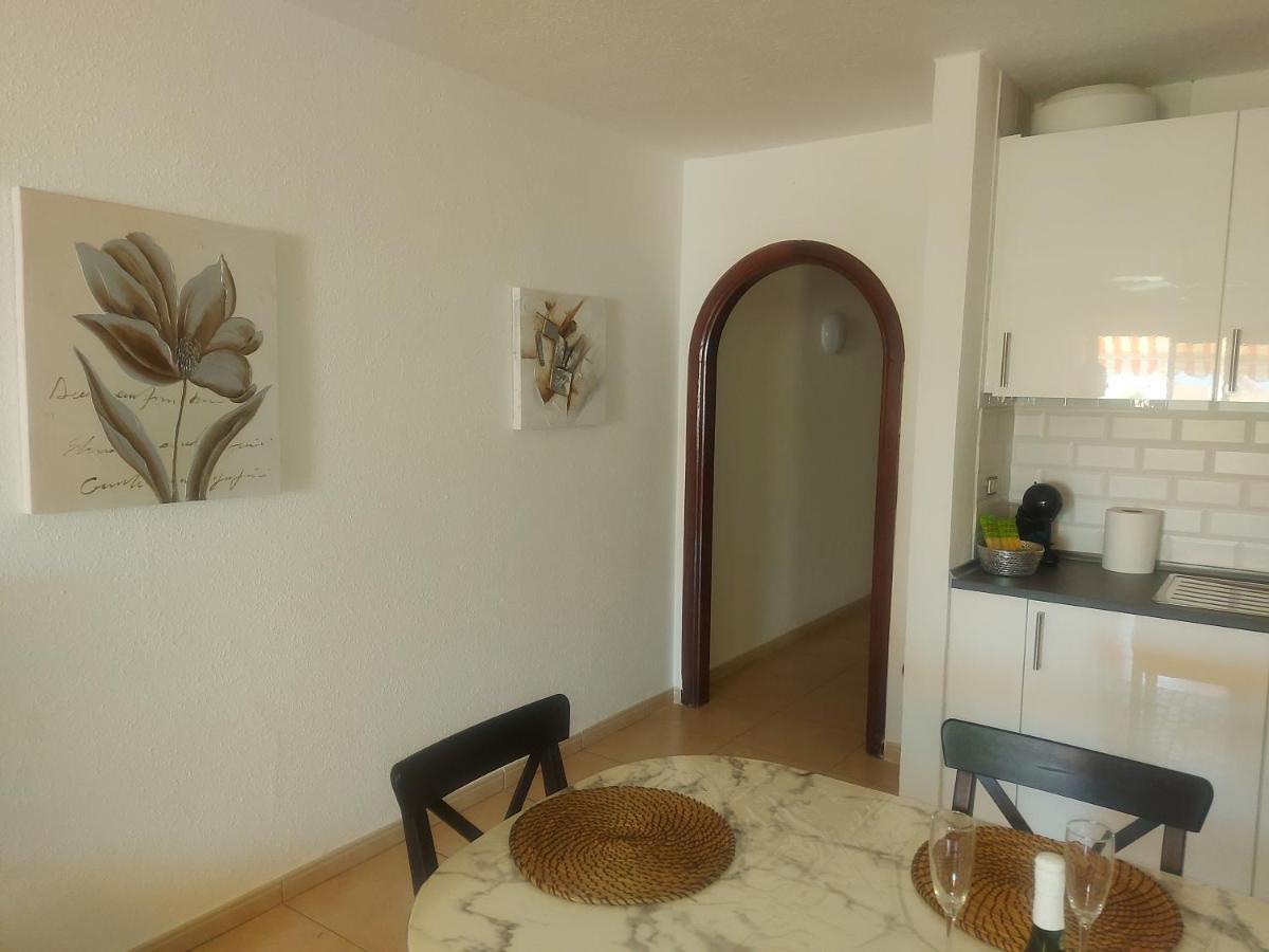 Under The Lime, Beautiful Apartment Los Cristianos Los Cristianos  Dış mekan fotoğraf