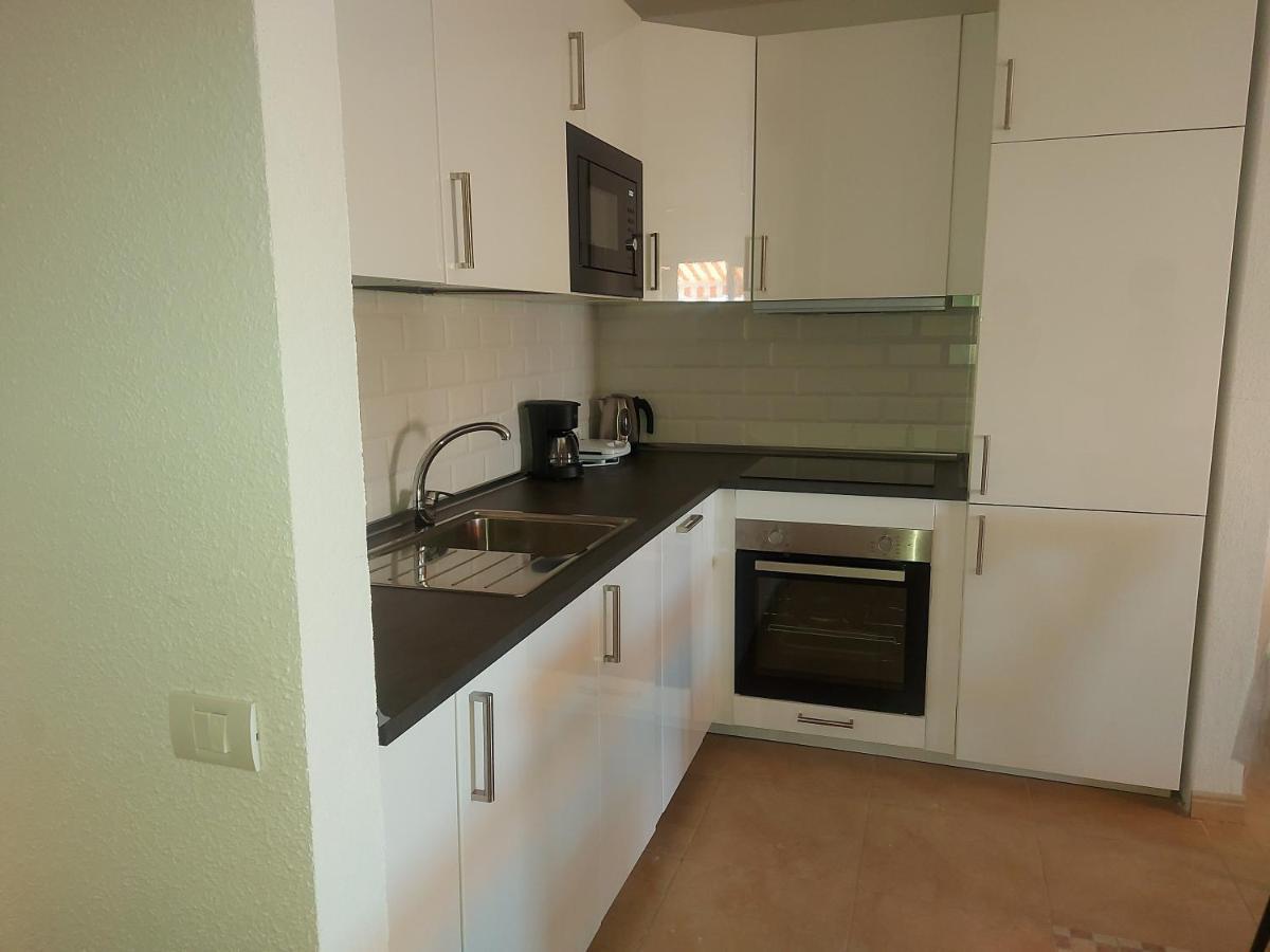 Under The Lime, Beautiful Apartment Los Cristianos Los Cristianos  Dış mekan fotoğraf