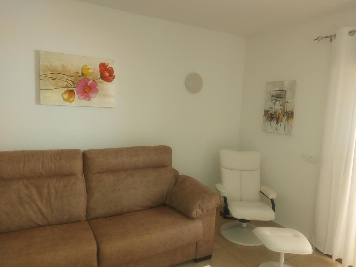Under The Lime, Beautiful Apartment Los Cristianos Los Cristianos  Dış mekan fotoğraf